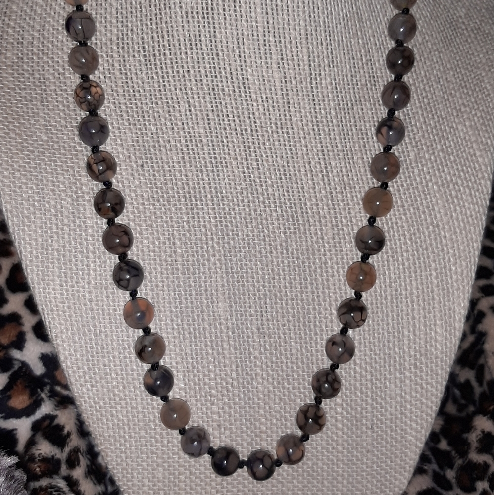 Spider Vein Jasper Beaded Necklace - Picture 2 of 8
